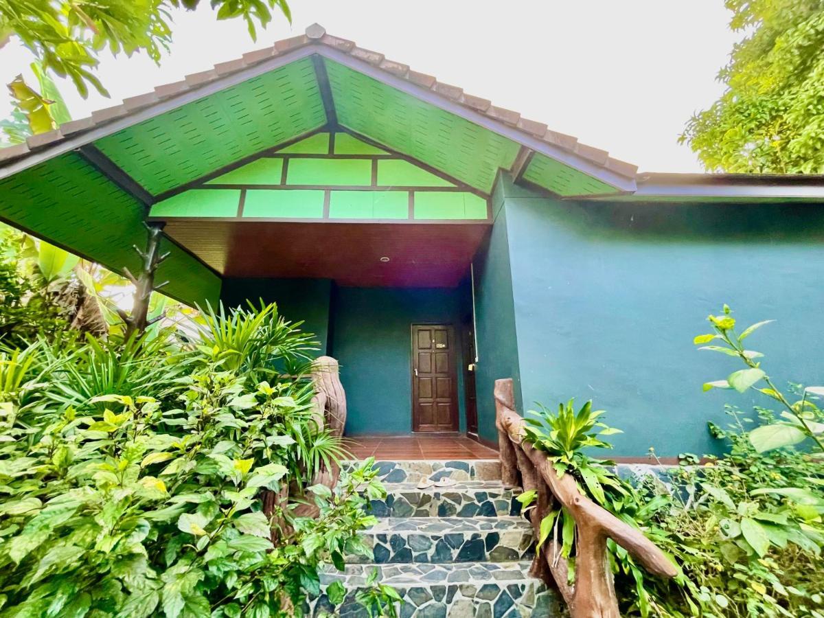 Khao Sok Green Valley Resort - Sha Certified Khao Sok National Park Exterior photo