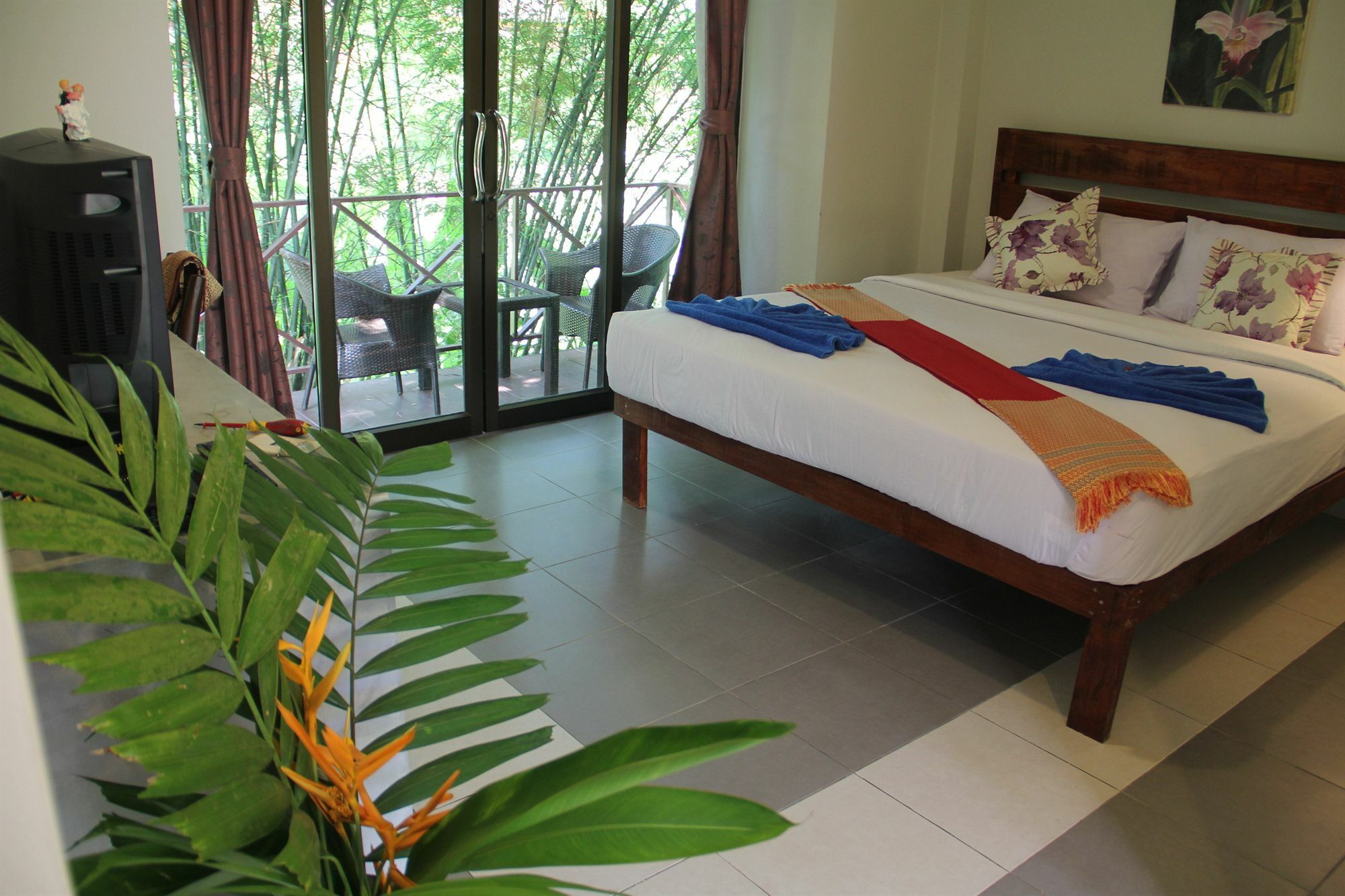 Khao Sok Green Valley Resort - Sha Certified Khao Sok National Park Exterior photo